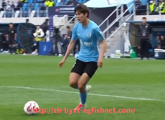 AG捕鱼王官网-世俱杯比赛裁判争议事件盘点与判罚规范讨论